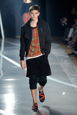 スポーティなエッセンスが溶け込んだロンドンストリート - Y-3(ワイスリー) 2012年春夏コレクション｜写真11