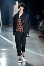 スポーティなエッセンスが溶け込んだロンドンストリート - Y-3(ワイスリー) 2012年春夏コレクション｜写真13