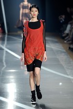 スポーティなエッセンスが溶け込んだロンドンストリート - Y-3(ワイスリー) 2012年春夏コレクション｜写真17