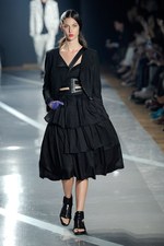 スポーティなエッセンスが溶け込んだロンドンストリート - Y-3(ワイスリー) 2012年春夏コレクション｜写真26