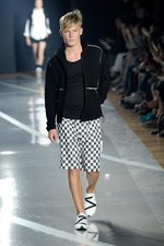 スポーティなエッセンスが溶け込んだロンドンストリート - Y-3(ワイスリー) 2012年春夏コレクション｜写真29