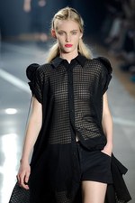 スポーティなエッセンスが溶け込んだロンドンストリート - Y-3(ワイスリー) 2012年春夏コレクション｜写真63