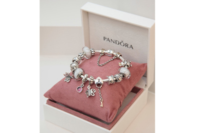 人気ジュエリーブランド PANDORAが12月2日に神戸元町に旗艦店をオープン