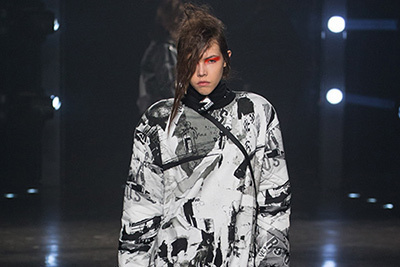 ヴェルサス ヴェルサーチェ(Versus Versace) コレクション ヴェルサス ヴェルサーチェ(Versus Versace) コレクション