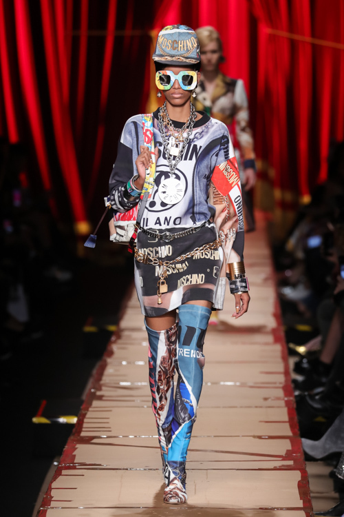 モスキーノ(MOSCHINO) 2017-18年秋冬ウィメンズコレクション  - 写真54