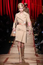 モスキーノ 2017年秋冬コレクション - 楽しんじゃえば何だってファッションに｜写真3