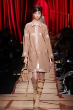 モスキーノ 2017年秋冬コレクション - 楽しんじゃえば何だってファッションに｜写真15