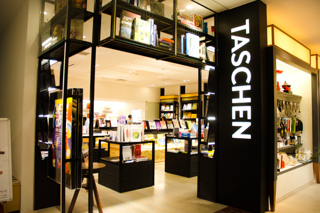 タッシェン日本初のコンセプトストア「TASCHEN Store in BALS TOKYO GINZA」レポート | 写真
