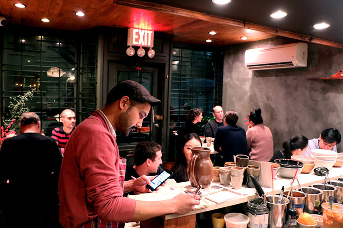 NY発のラーメン店『YUJI RAMEN』逆輸入・日本初上陸、横浜に出店 | 写真