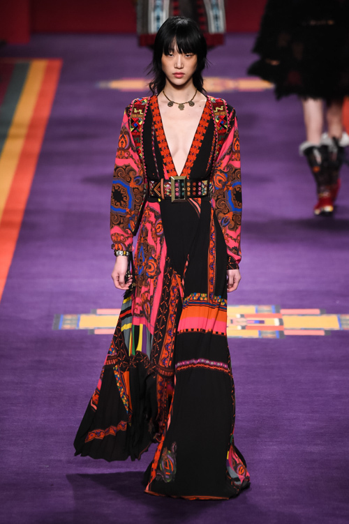 エトロ(ETRO) 2017-18年秋冬ウィメンズコレクション シルエット - 写真45