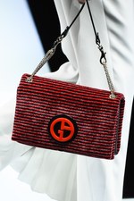 ジョルジオ アルマーニ 2017年秋冬コレクション - ジュエルカラーはテキスタイル上で輝きを増す｜写真3