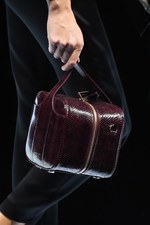 ジョルジオ アルマーニ 2017年秋冬コレクション - ジュエルカラーはテキスタイル上で輝きを増す｜写真9