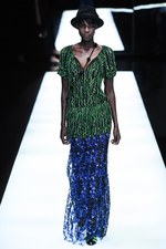 ジョルジオ アルマーニ 2017年秋冬コレクション - ジュエルカラーはテキスタイル上で輝きを増す｜写真102