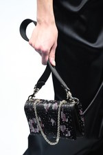 ジョルジオ アルマーニ 2017年秋冬コレクション - ジュエルカラーはテキスタイル上で輝きを増す｜写真104