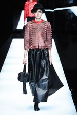 ジョルジオ アルマーニ 2017年秋冬コレクション - ジュエルカラーはテキスタイル上で輝きを増す｜写真17