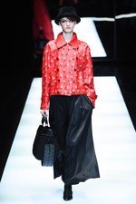 ジョルジオ アルマーニ 2017年秋冬コレクション - ジュエルカラーはテキスタイル上で輝きを増す｜写真18