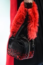 ジョルジオ アルマーニ 2017年秋冬コレクション - ジュエルカラーはテキスタイル上で輝きを増す｜写真23