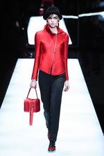 ジョルジオ アルマーニ 2017年秋冬コレクション - ジュエルカラーはテキスタイル上で輝きを増す｜写真29