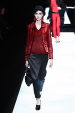 ジョルジオ アルマーニ 2017年秋冬コレクション - ジュエルカラーはテキスタイル上で輝きを増す｜写真33