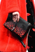 ジョルジオ アルマーニ 2017年秋冬コレクション - ジュエルカラーはテキスタイル上で輝きを増す｜写真38