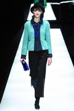 ジョルジオ アルマーニ 2017年秋冬コレクション - ジュエルカラーはテキスタイル上で輝きを増す｜写真44