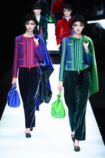 ジョルジオ アルマーニ 2017年秋冬コレクション - ジュエルカラーはテキスタイル上で輝きを増す｜写真48