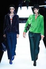 ジョルジオ アルマーニ 2017年秋冬コレクション - ジュエルカラーはテキスタイル上で輝きを増す｜写真52