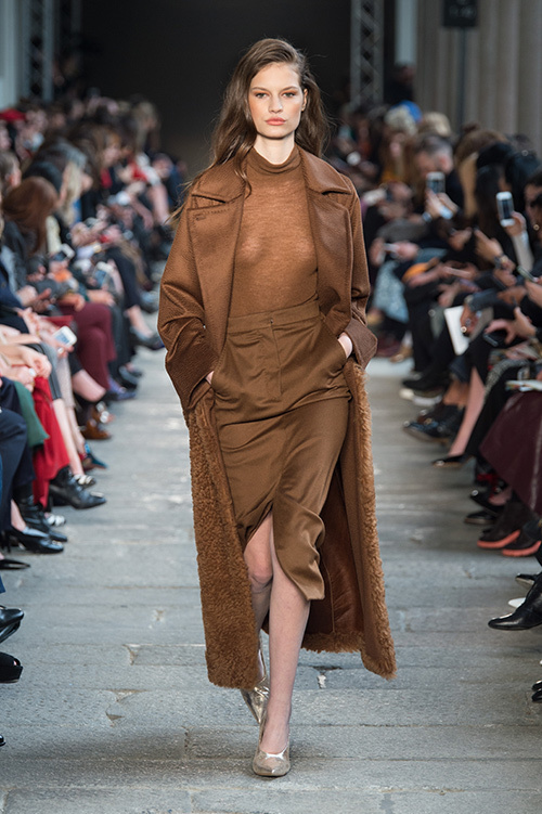 マックスマーラ(Max Mara) 2017-18年秋冬ウィメンズコレクション  - 写真7