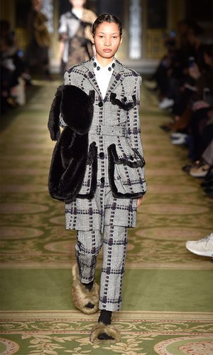 シモーネ ロシャ(SIMONE ROCHA) 2017-18年秋冬ウィメンズコレクション  - 写真35