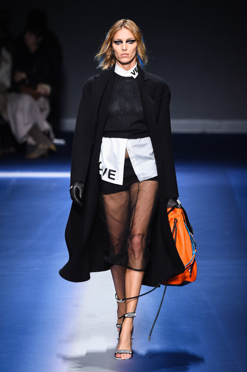 ヴェルサーチェ 2017-18年秋冬<span>コレクション</span> - 写真4