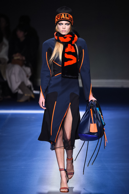 ヴェルサーチェ 2017-18年秋冬<span>コレクション</span> - 写真18