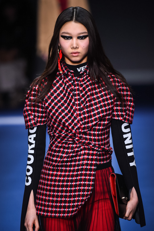 ヴェルサーチェ 2017-18年秋冬<span>コレクション</span> - 写真41