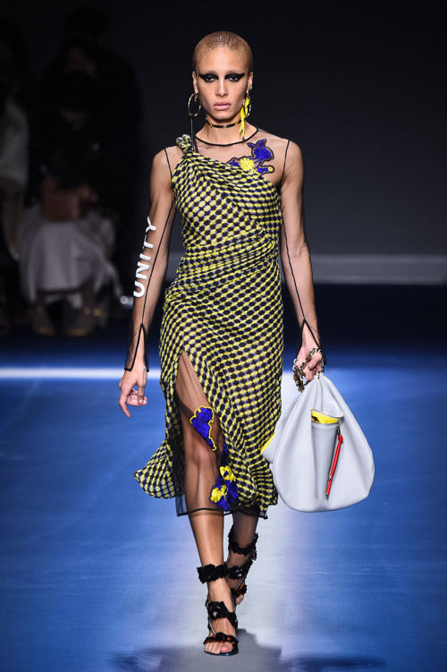 ヴェルサーチェ(VERSACE) 2017-18年秋冬ウィメンズコレクション  - 写真49