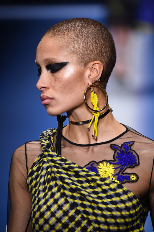 ヴェルサーチェ(VERSACE) 2017-18年秋冬ウィメンズコレクション ディテール - 写真19