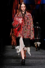 アレキサンダー・マックイーン 2017年秋冬コレクション - ウィッシュ・ツリーに祈りを込めて｜写真7