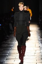 ボッテガ・ヴェネタ 2017-18年秋冬コレクション - 上質な装いの上ではエレガントな遊びを｜写真1