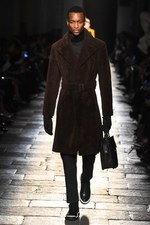 ボッテガ・ヴェネタ 2017-18年秋冬コレクション - 上質な装いの上ではエレガントな遊びを｜写真9