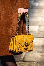 ボッテガ・ヴェネタ 2017-18年秋冬コレクション - 上質な装いの上ではエレガントな遊びを｜写真11