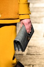 ボッテガ・ヴェネタ 2017-18年秋冬コレクション - 上質な装いの上ではエレガントな遊びを｜写真13