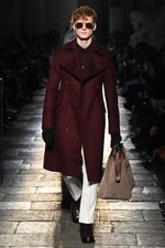 ボッテガ・ヴェネタ 2017-18年秋冬コレクション - 上質な装いの上ではエレガントな遊びを｜写真22