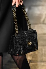 ボッテガ・ヴェネタ 2017-18年秋冬コレクション - 上質な装いの上ではエレガントな遊びを｜写真36