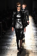ボッテガ・ヴェネタ 2017-18年秋冬コレクション - 上質な装いの上ではエレガントな遊びを｜写真44
