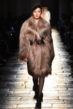 ボッテガ・ヴェネタ 2017-18年秋冬コレクション - 上質な装いの上ではエレガントな遊びを｜写真58