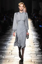 ボッテガ・ヴェネタ 2017-18年秋冬コレクション - 上質な装いの上ではエレガントな遊びを｜写真68