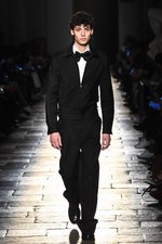 ボッテガ・ヴェネタ 2017-18年秋冬コレクション - 上質な装いの上ではエレガントな遊びを｜写真84