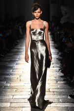 ボッテガ・ヴェネタ 2017-18年秋冬コレクション - 上質な装いの上ではエレガントな遊びを｜写真90