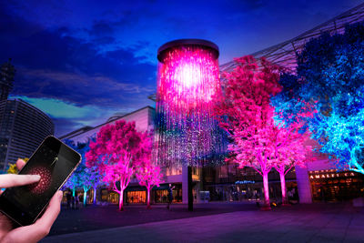 「光と木々とクリスタル花火」