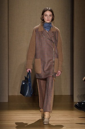 アニオナ(AGNONA) 2017-18年秋冬ウィメンズコレクション  - 写真3