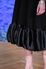 アンリアレイジ 2017年秋冬コレクション - 時間を重ね宿した記憶、削れば浮かび上がる洋服の可能性｜写真23