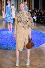 アンリアレイジ 2017年秋冬コレクション - 時間を重ね宿した記憶、削れば浮かび上がる洋服の可能性｜写真32